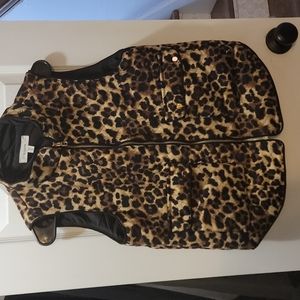Leopard vest